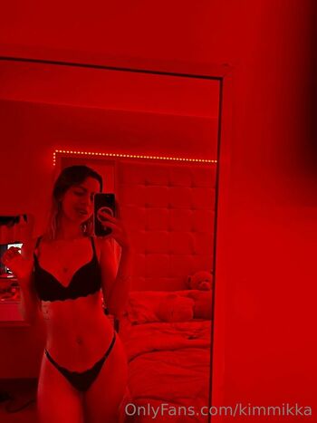 Full leaked Kimmikka private onlyfans photo