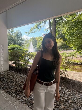 Full leaked Kira kosarin private onlyfans photo