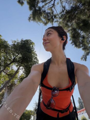 Full leaked Kira kosarin private onlyfans photo