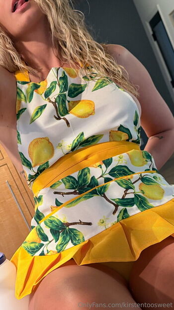 Kirstentoosweet