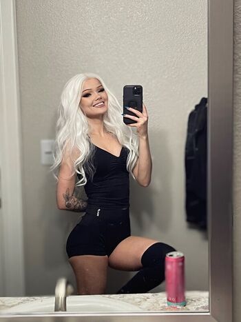 Full leaked Kylee carter private onlyfans photo