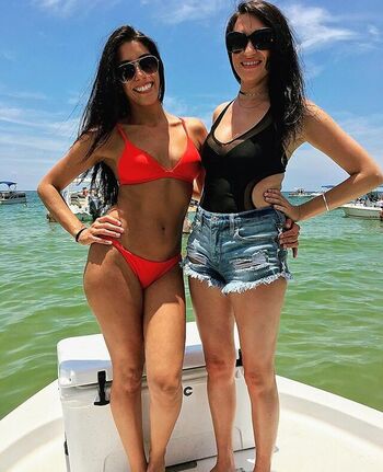 la_la_laura88