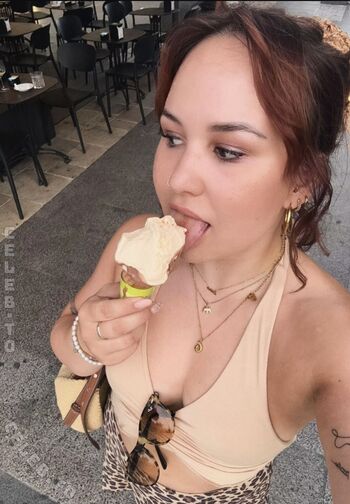 Full leaked Laurassoberlife private onlyfans photo