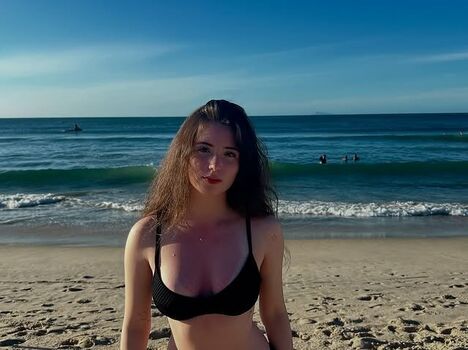Full leaked Laviniasouzalp private onlyfans photo