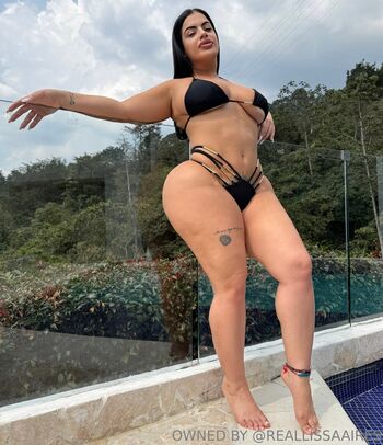 Full leaked Lissaaires private onlyfans photo