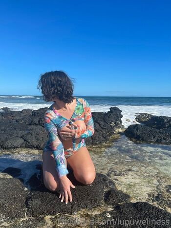 Full leaked Heeheemoon/ private onlyfans photo