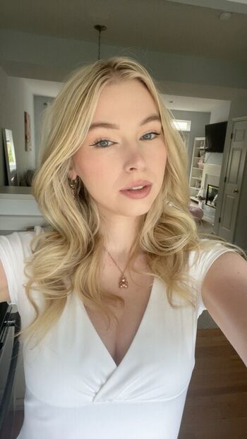 Full leaked Loveabilities private onlyfans photo