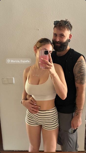 Full leaked Lucyy moss page private onlyfans photo