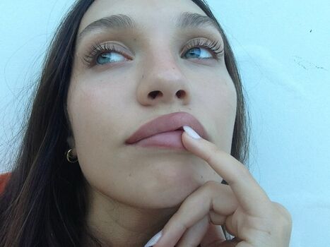 Full leaked Maddie ziegler  page private onlyfans photo