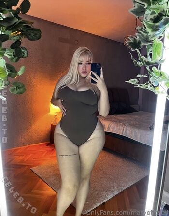 Full leaked Maryoffiziell private onlyfans photo