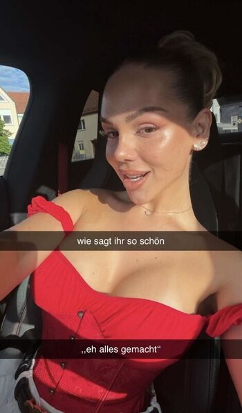 Full leaked Milaneedls page private onlyfans photo