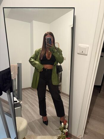 Full leaked Missloute private onlyfans photo