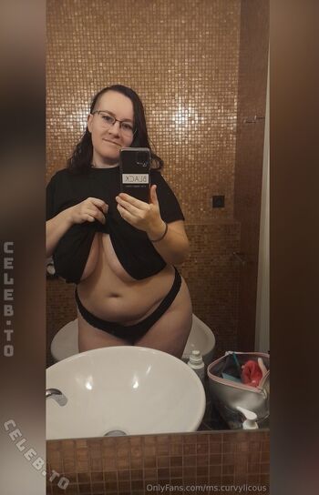 Full leaked Ms curvylicous private onlyfans photo