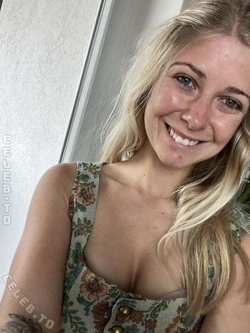 Full leaked Nadine freund private onlyfans photo
