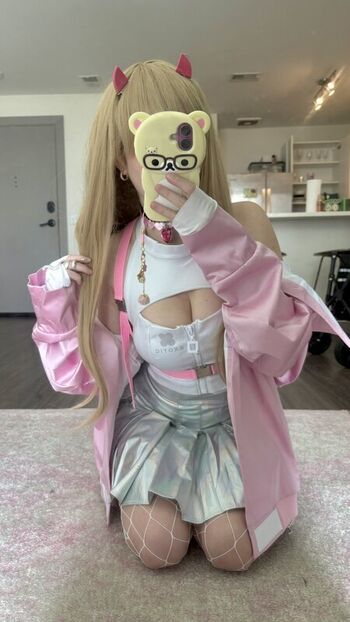 pinkiefangs