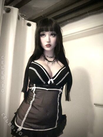 Full leaked Poisnedvmpre private onlyfans photo