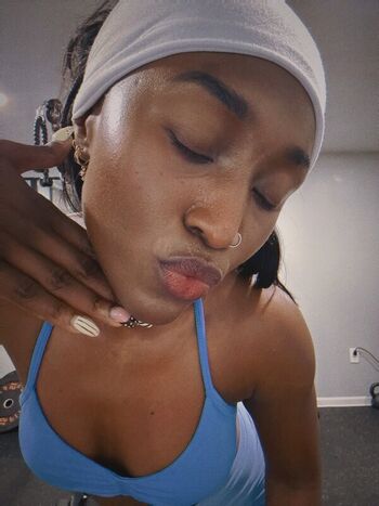 Full leaked Queen aminata  page private onlyfans photo