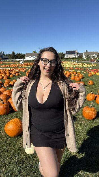 qveenjulia