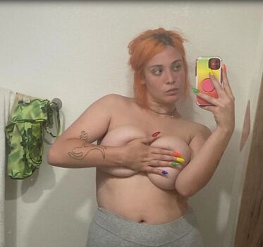 Full leaked Ravenna golden private onlyfans photo
