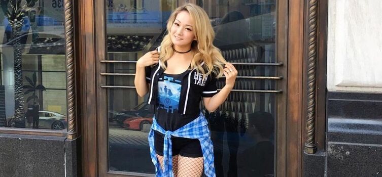 Reina Scully