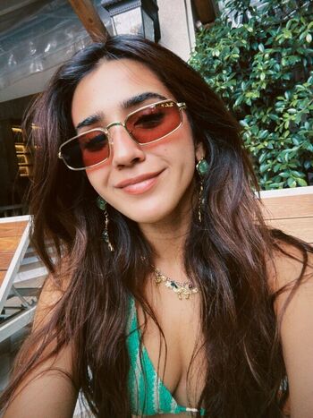 Full leaked Roshni walia private onlyfans photo