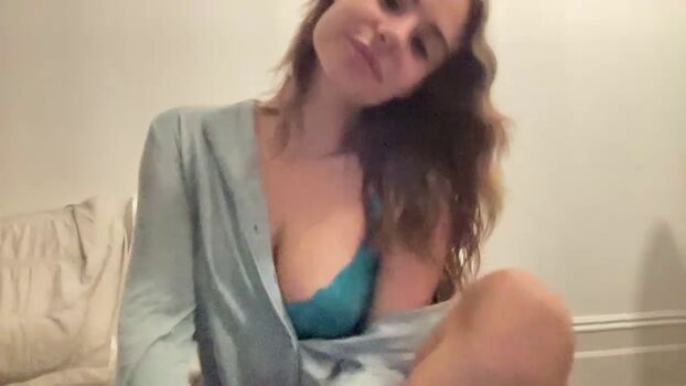Full leaked Roxyrosewood private onlyfans photo