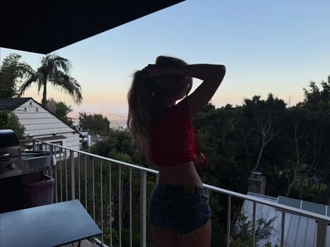 Full leaked Ruby rose turner private onlyfans photo