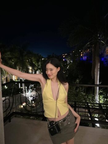 Sarah Hwang