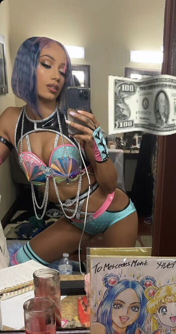 Sasha Banks