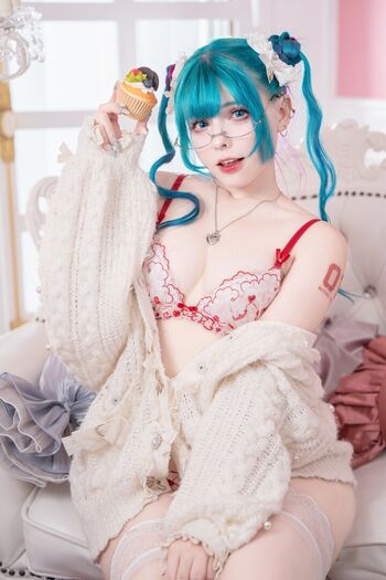 Saya Scarlet