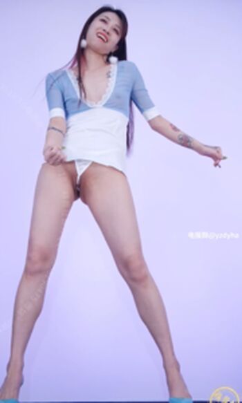 Full leaked Slutty asian dancers page private onlyfans photo