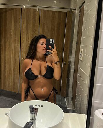 Full leaked Sophie chanel  page private onlyfans photo