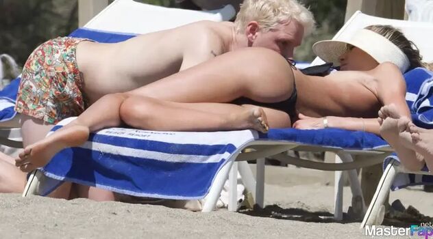 Full leaked Sophie habboo page private onlyfans photo