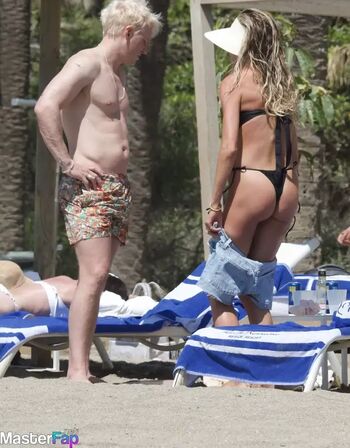 Full leaked Sophie habboo page private onlyfans photo