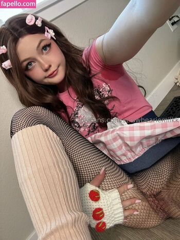 Full leaked Strawbeariemilk private onlyfans photo
