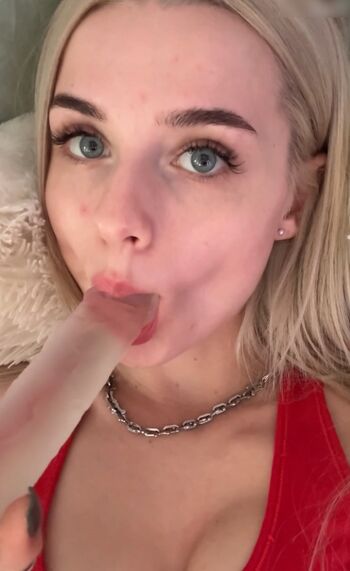 Full leaked Valeriavee  page private onlyfans photo