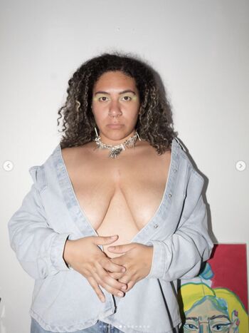Full leaked Valeriezun private onlyfans photo