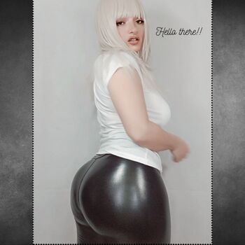 Full leaked Velia drace page private onlyfans photo