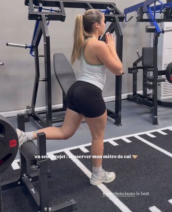 Full leaked Victoria mehault private onlyfans photo