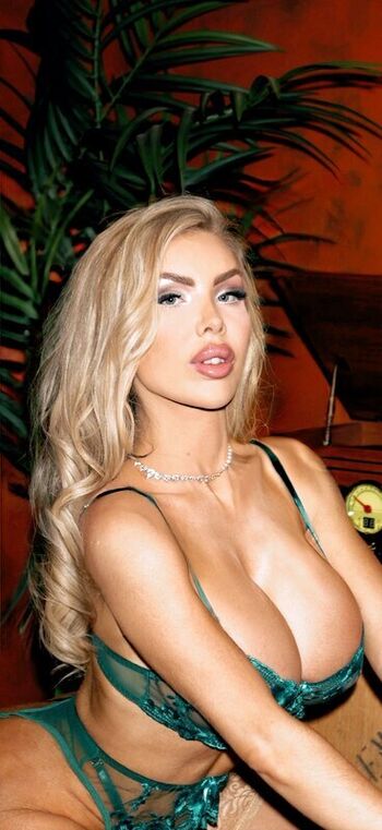 Full leaked Violet chelsea page private onlyfans photo