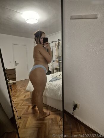 Full leaked Viskeza private onlyfans photo