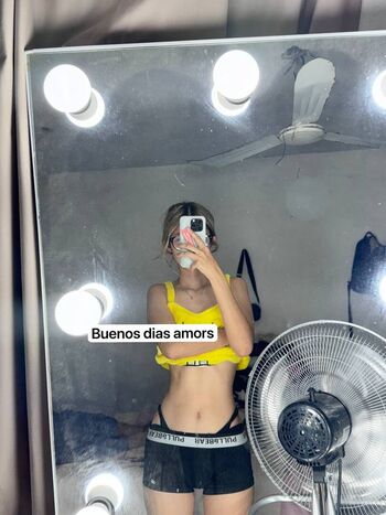 Full leaked Wendyta vc private onlyfans photo