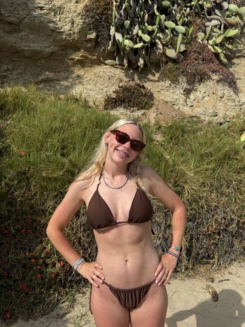 Full leaked Wisewordsfromneve private onlyfans photo