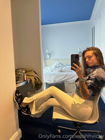 woahhvicky