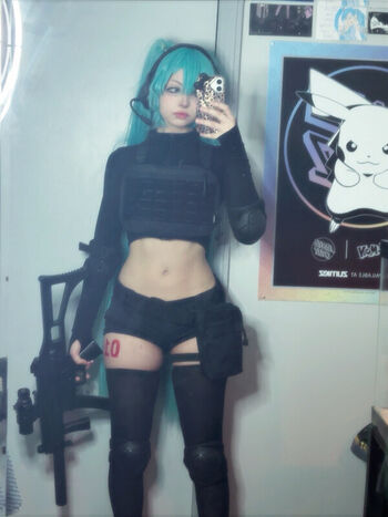 Full leaked Xenluvsmiku page private onlyfans photo