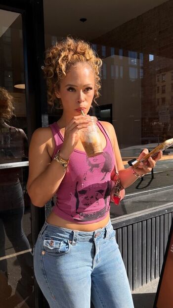 Full leaked Ynn  elmo love u private onlyfans photo