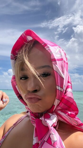 Full leaked Ynn  elmo love u private onlyfans photo