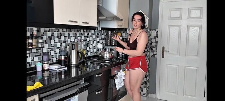 Full leaked Yagmur simsek private onlyfans photo