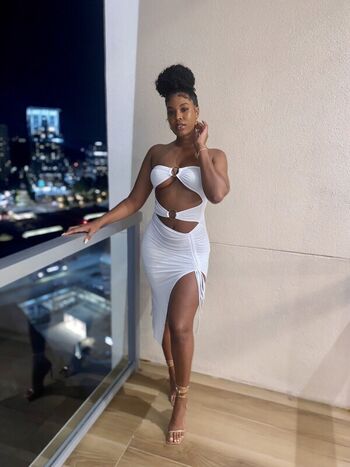 Full leaked Yasmeen kearra page private onlyfans photo