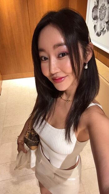 Full leaked Yeonmi park private onlyfans photo